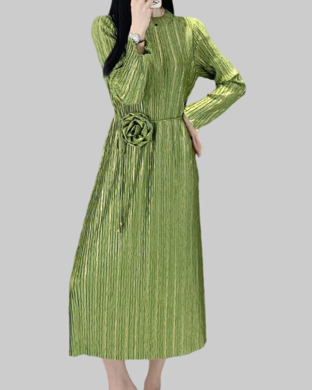 Japanese Style Foil Print Pleated Midi Dress